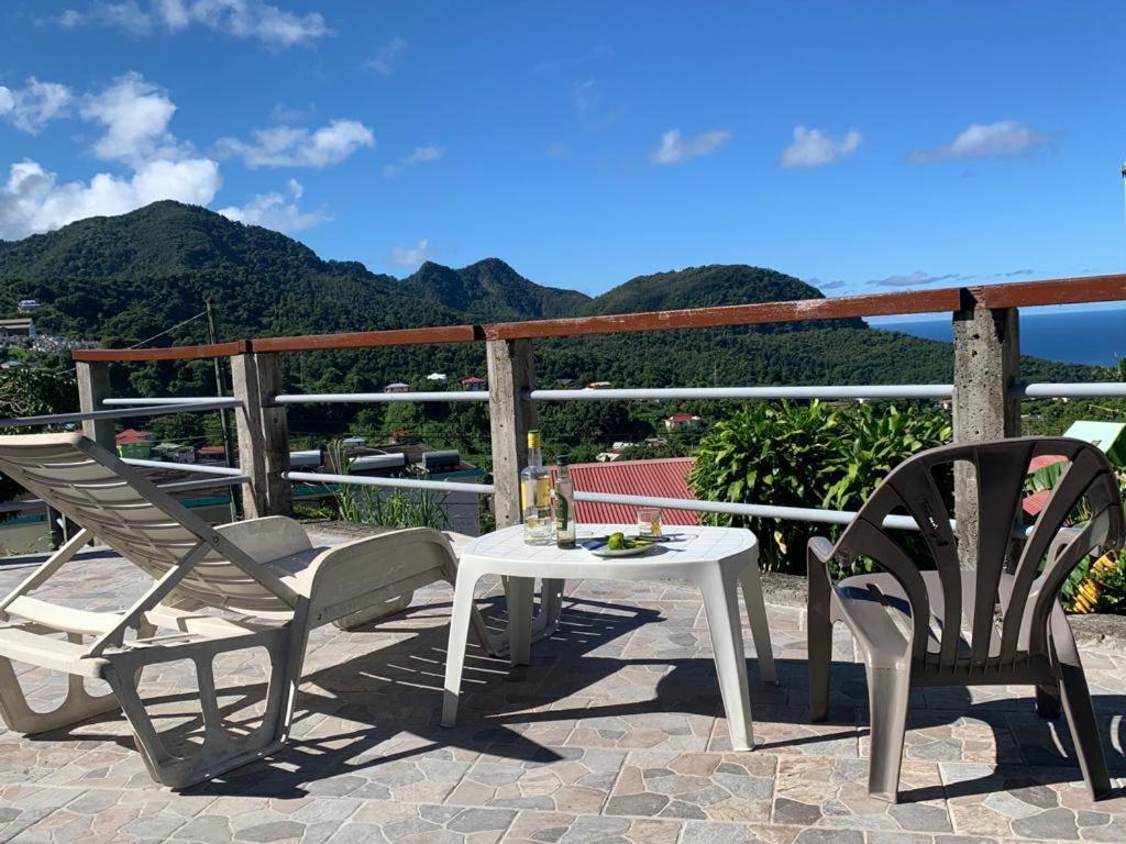 GourbeyreLa Terrasse Du Houelmont别墅 外观 照片
